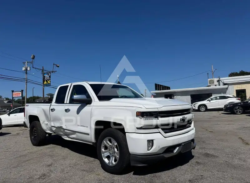 2018 Chevrolet Silverado фото