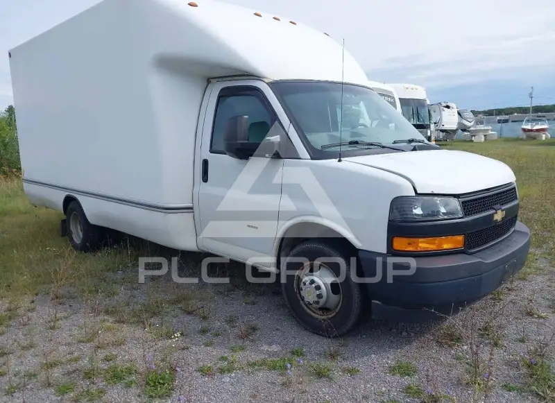 2018 Chevrolet Express фото