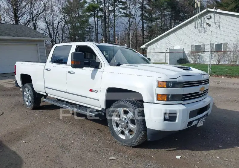 2018 Chevrolet Silverado photo