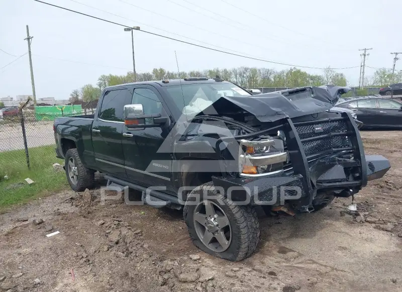 2018 Chevrolet Silverado фото