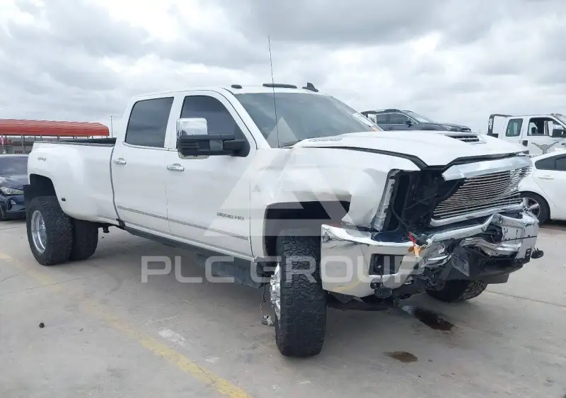 2018 Chevrolet Silverado фото
