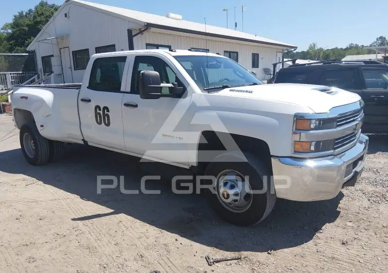 2018 Chevrolet Silverado фото