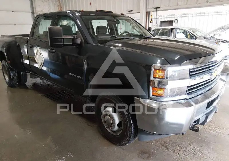 2018 Chevrolet Silverado photo
