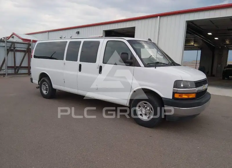 2018 Chevrolet Express photo