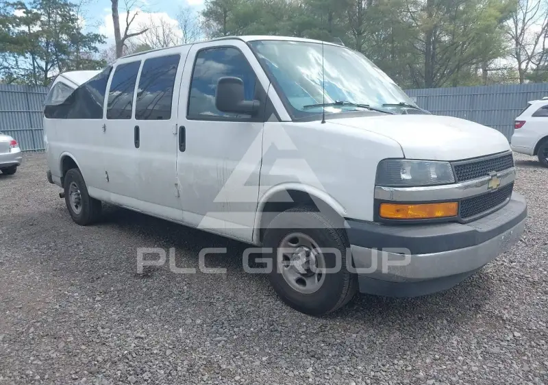 2018 Chevrolet Express фото