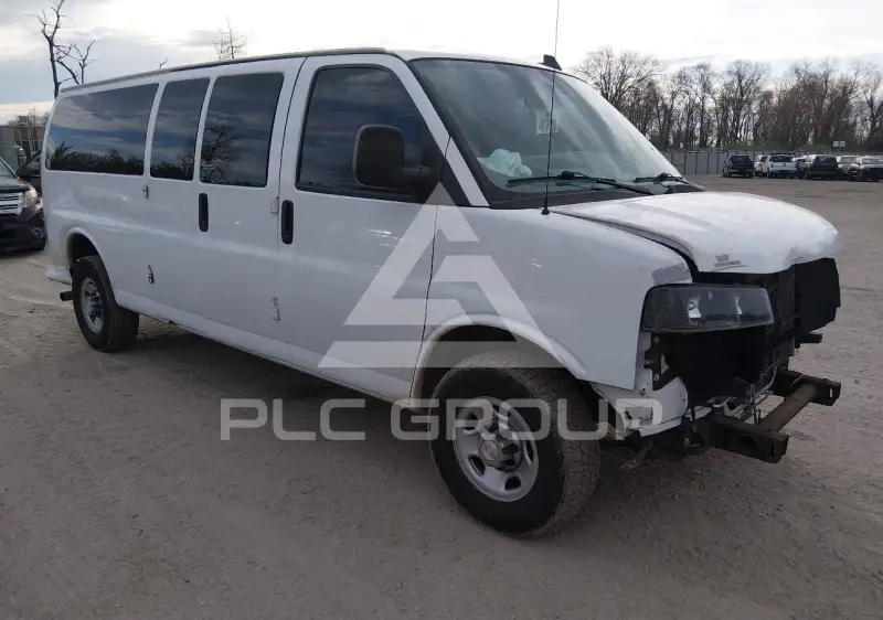 2018 Chevrolet Express фото