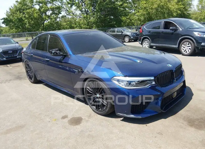 2018 BMW 550M фото