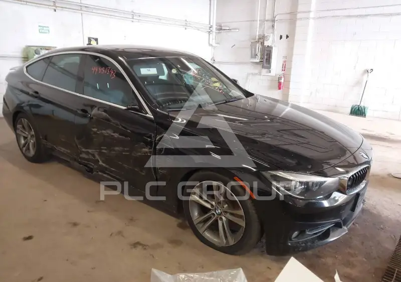 2018 BMW 330 фото