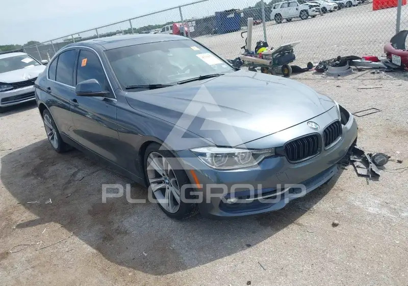 2018 BMW 330 photo