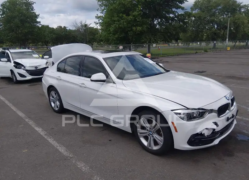 2018 BMW 330 фото
