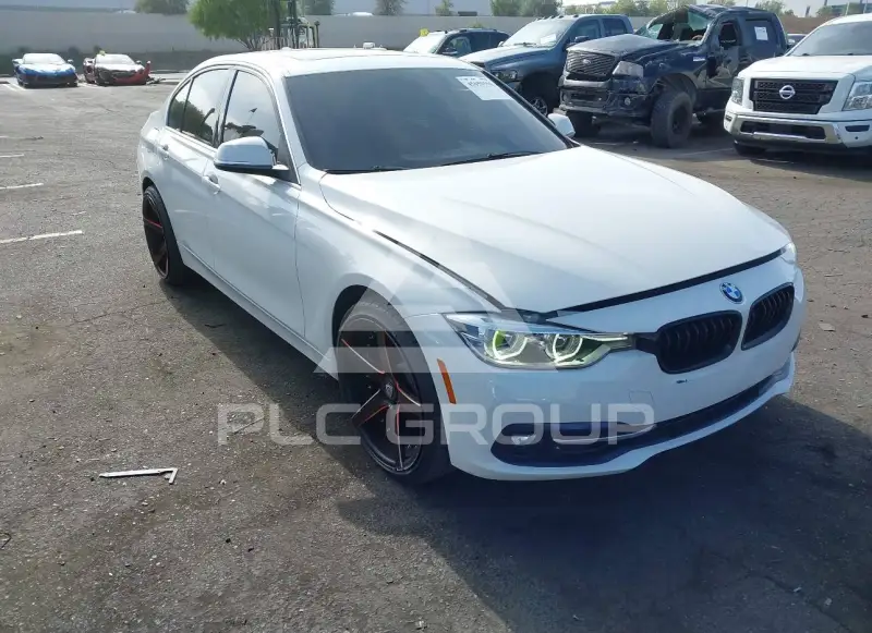 2018 BMW 330 photo