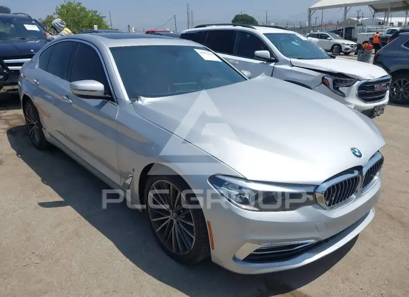 2018 BMW 530 фото