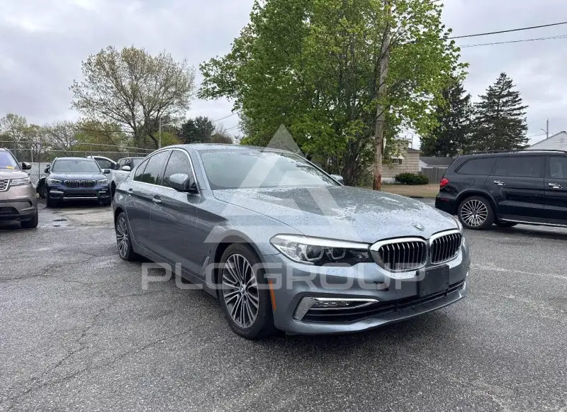 2018 BMW 530 photo