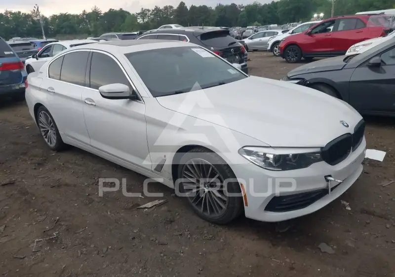 2018 BMW 530 фото