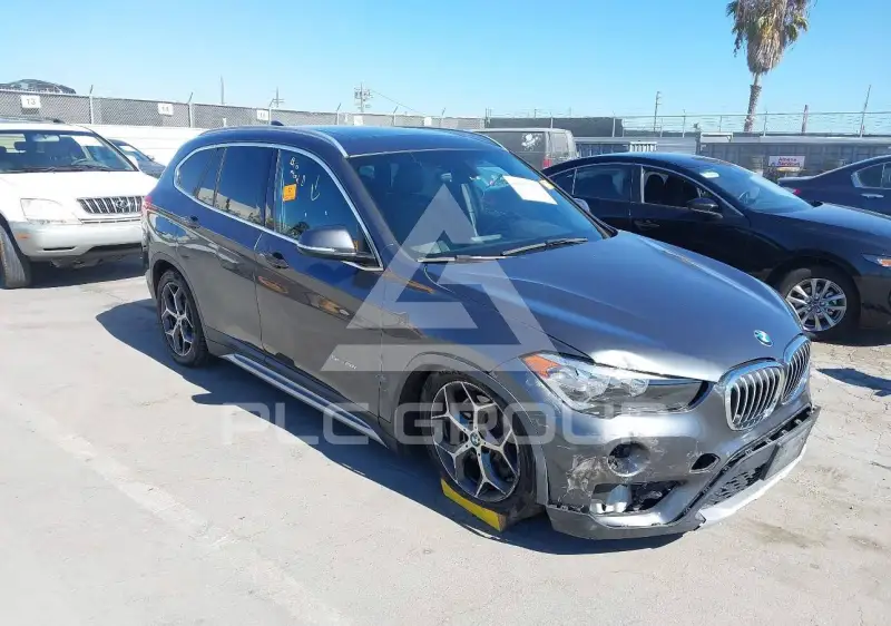 2018 BMW X1 фото