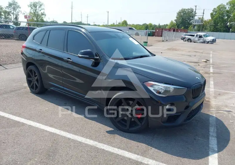 2018 BMW X1 фото