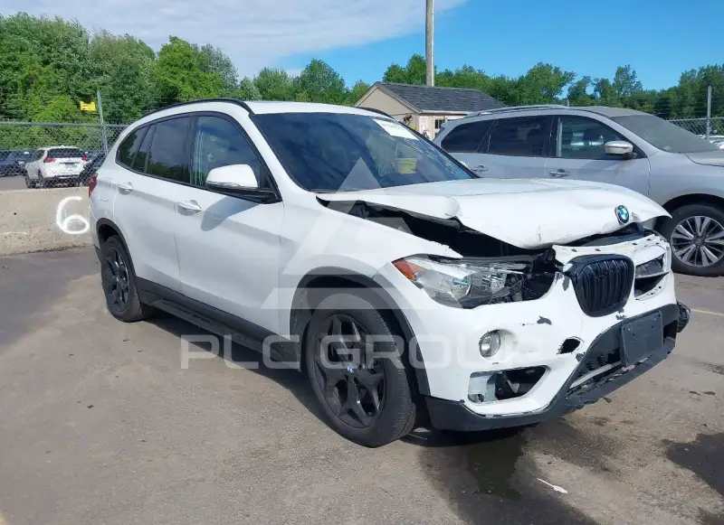 2018 BMW X1 фото