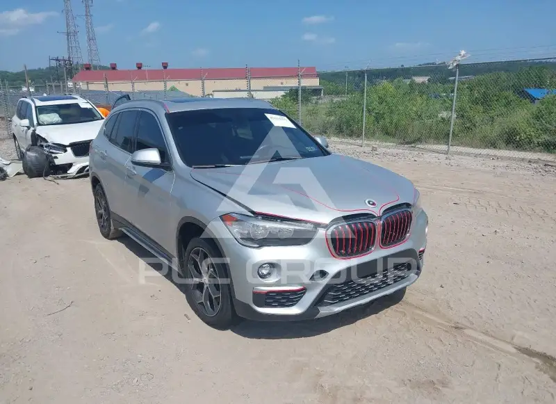 2018 BMW X1 фото