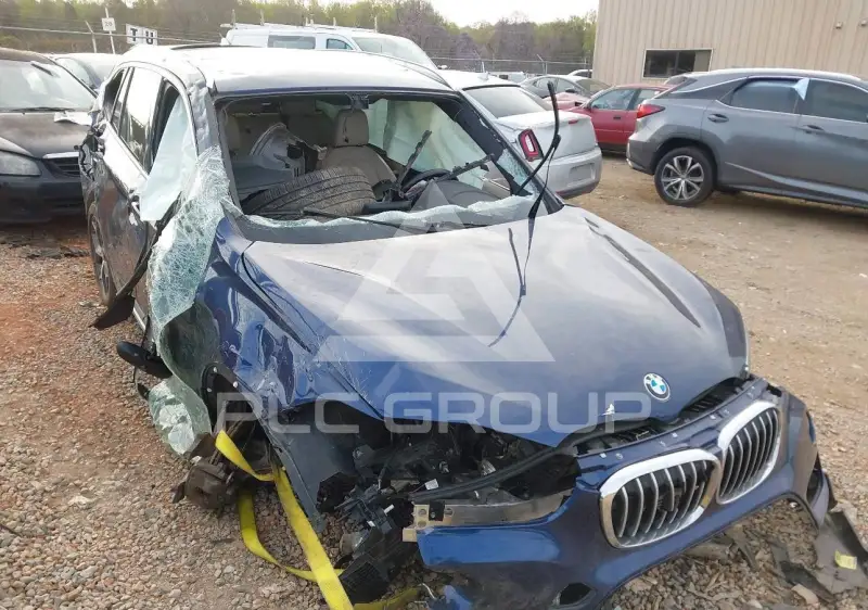 2018 BMW X1 фото