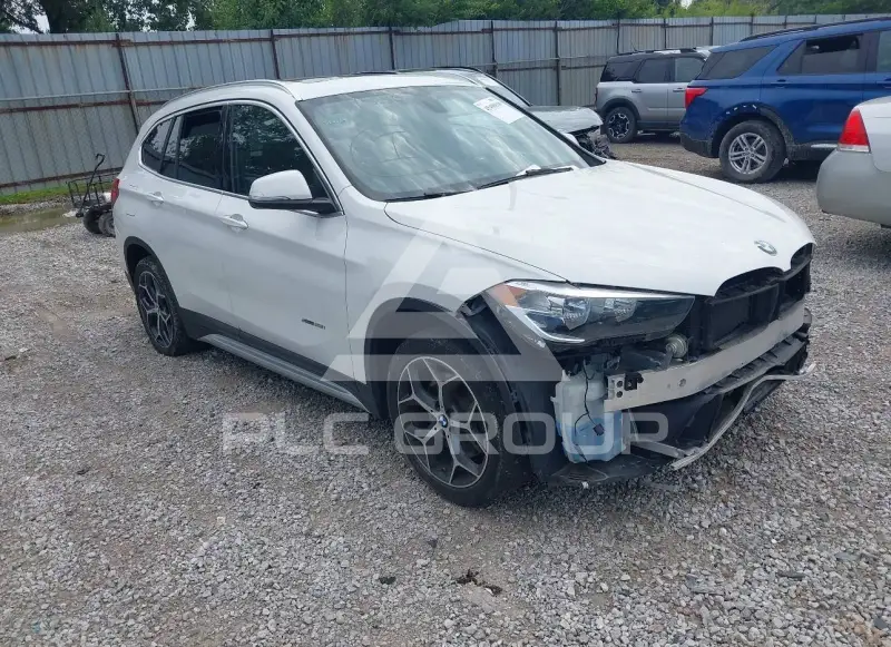 2018 BMW X1 фото