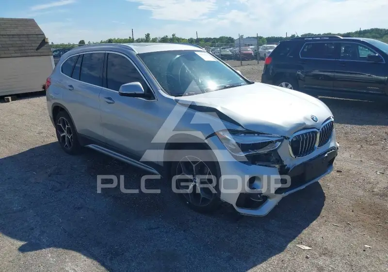 2018 BMW X1 фото