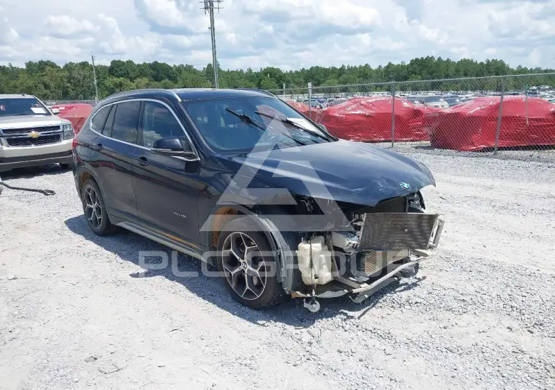 2018 BMW X1 фото