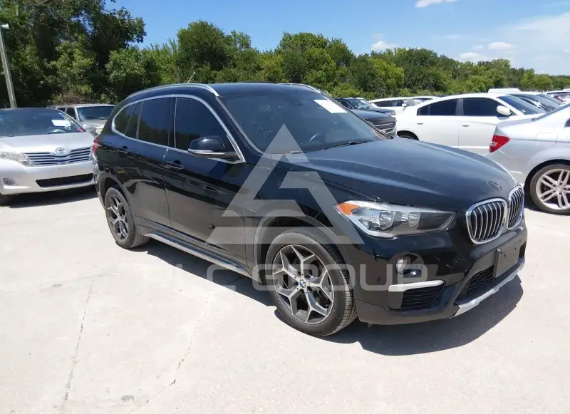 2018 BMW X1 фото