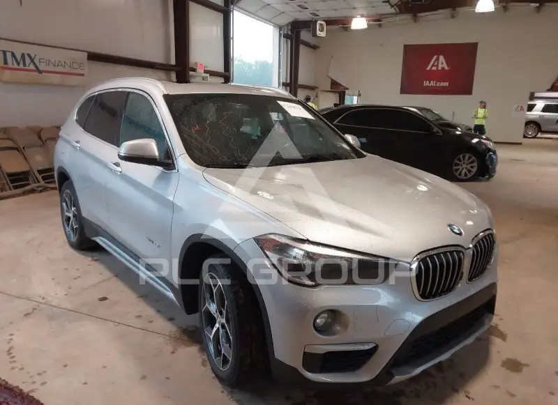 2018 BMW X1 фото
