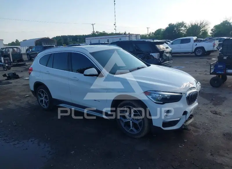 2018 BMW X1 фото