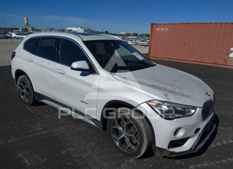 2018 BMW X1 photo