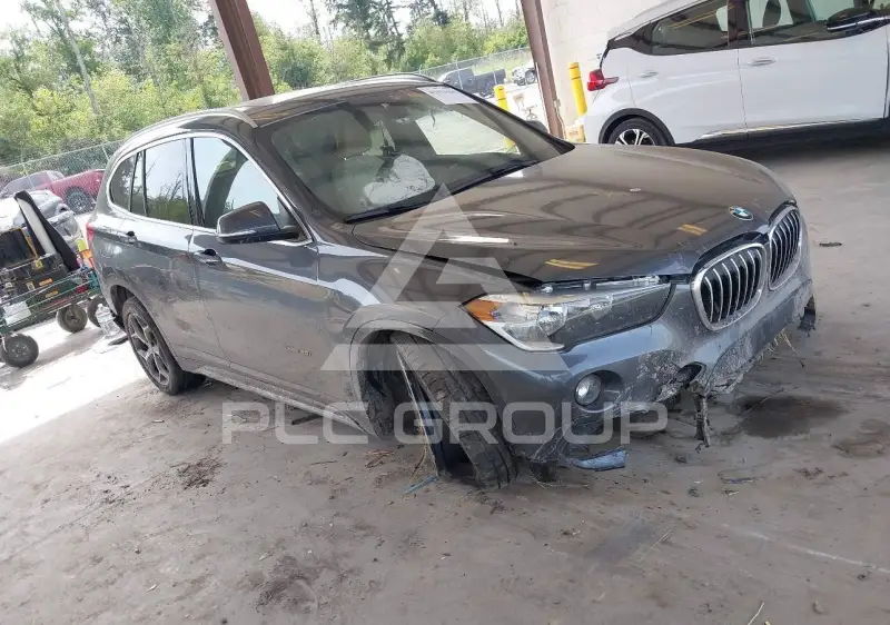 2018 BMW X1 фото
