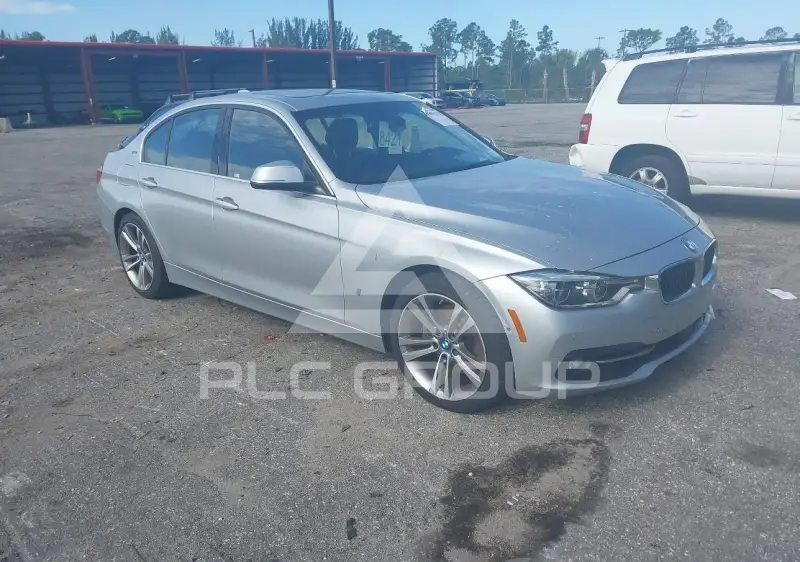 2018 BMW 330 photo