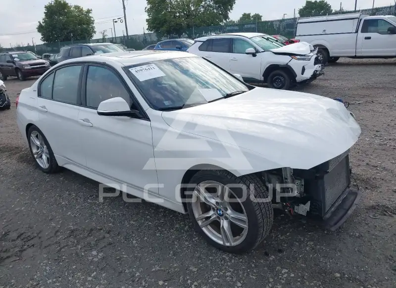 2018 BMW 330 photo