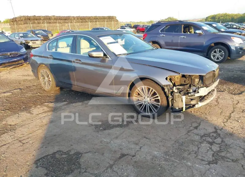 2018 BMW 530 фото