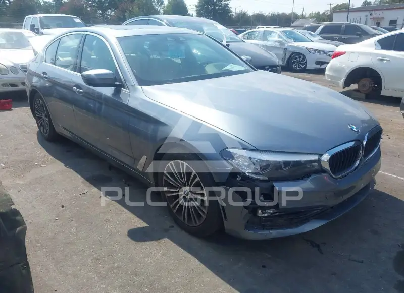 2018 BMW 530 photo