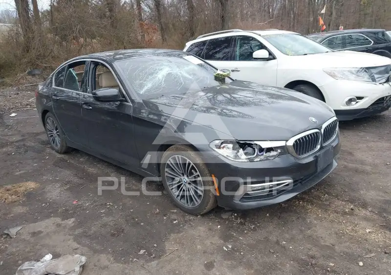 2018 BMW 530 фото