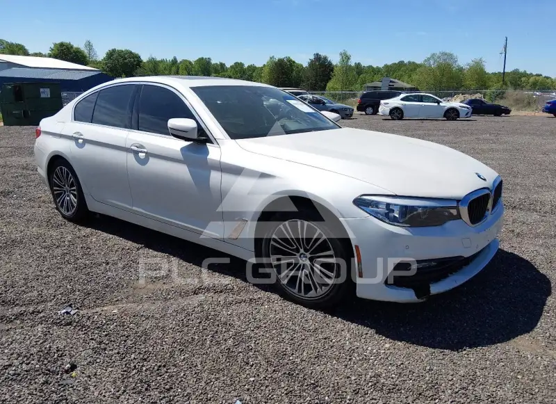 2018 BMW 530 photo