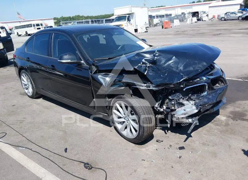 2018 BMW 320 photo