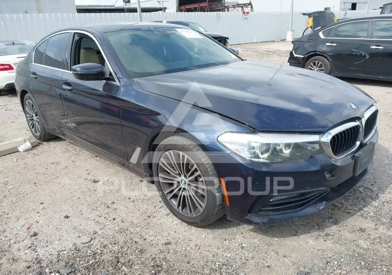 2018 BMW 540 photo