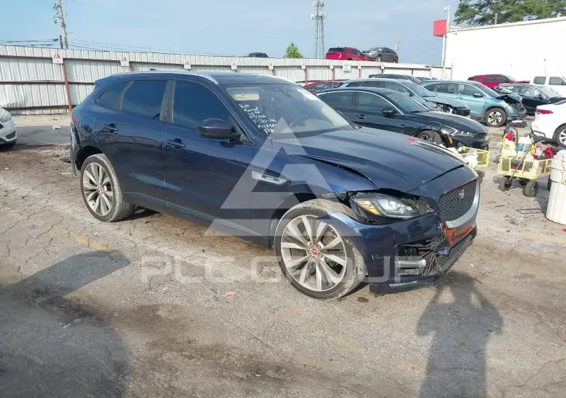 2018 Jaguar F-PACE photo