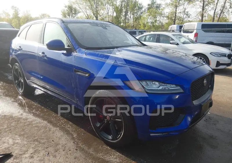 2018 Jaguar F-PACE photo