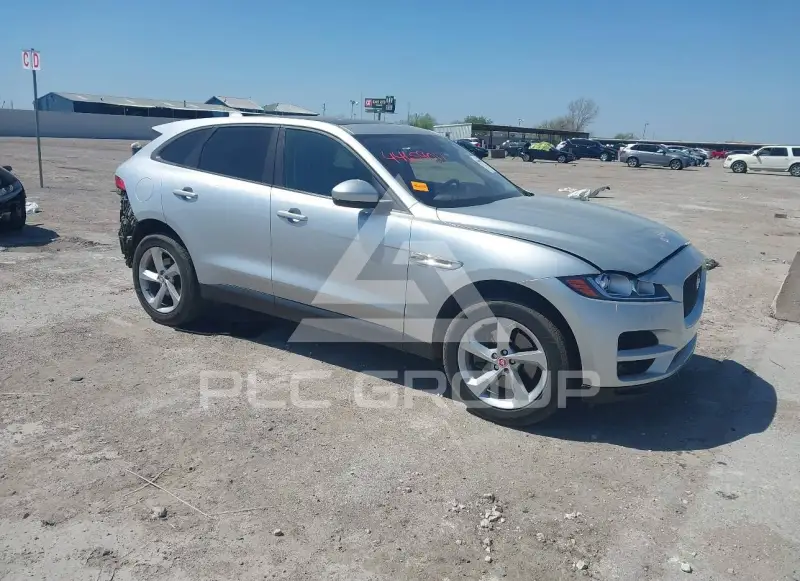 2018 Jaguar F-PACE photo