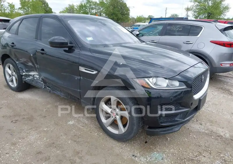 2018 Jaguar F-PACE photo