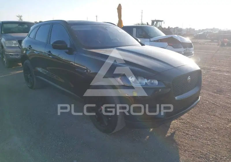 2018 Jaguar F-PACE photo