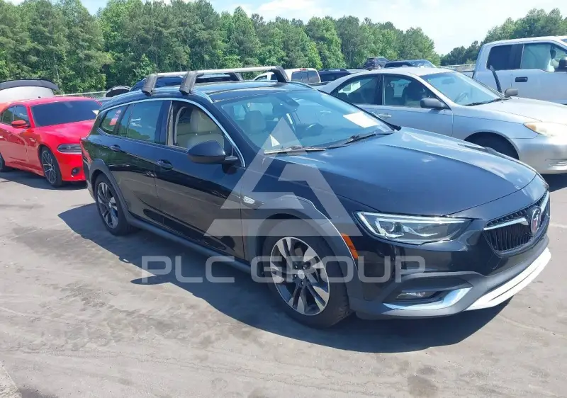 2018 Buick REGAL photo