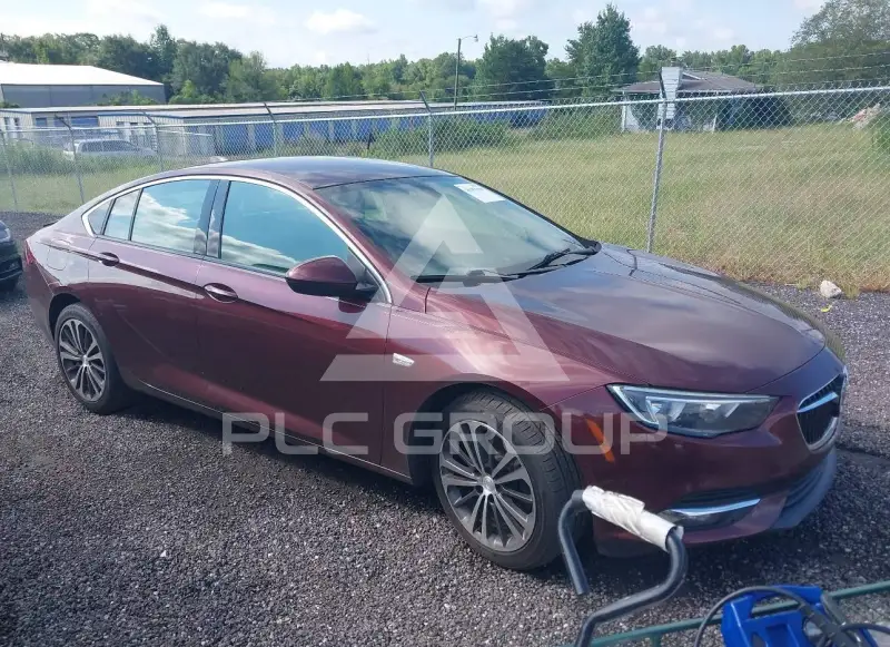 2018 Buick REGAL photo