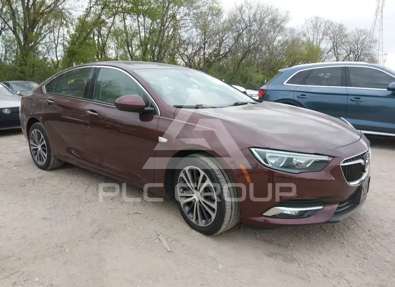 2018 Buick REGAL photo
