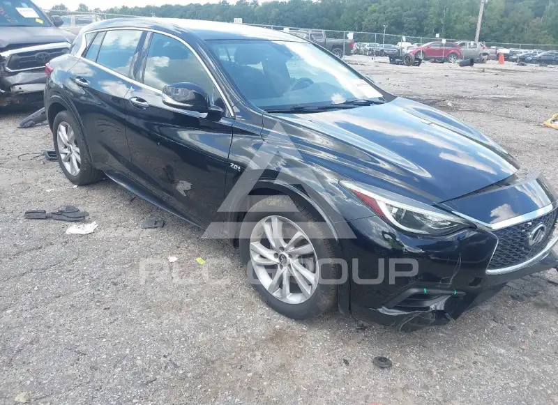2018 Infinity QX30 фото