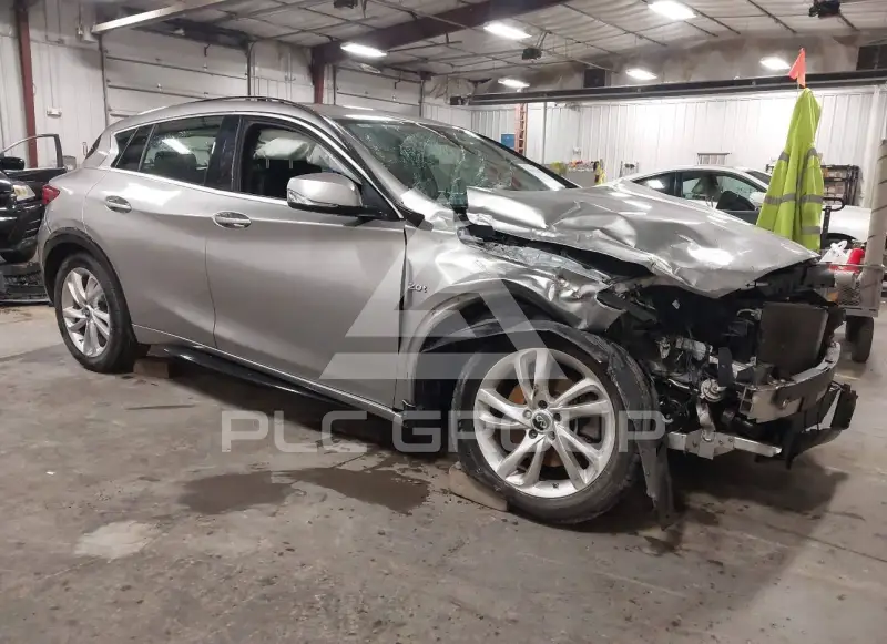 2018 Infinity QX30 фото