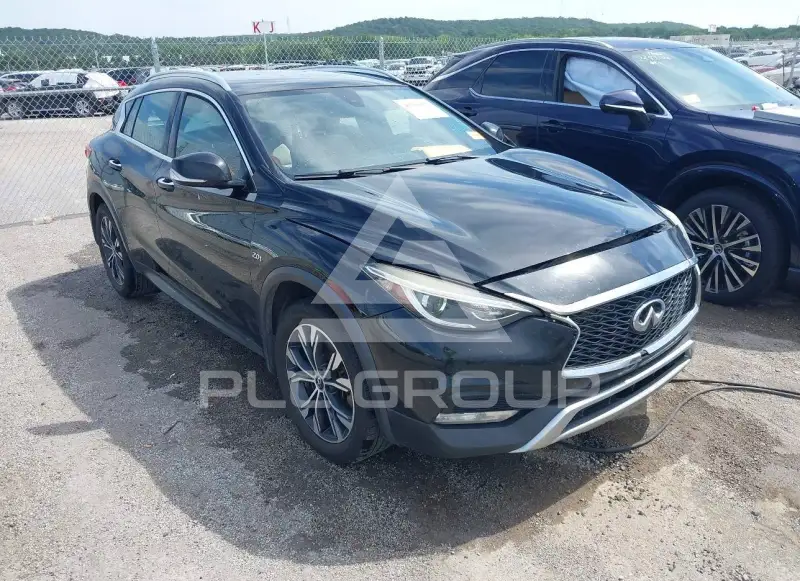 2018 Infinity QX30 фото